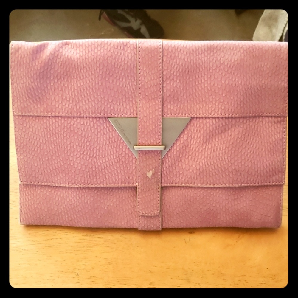 BCBG GENERATION CLUTCH